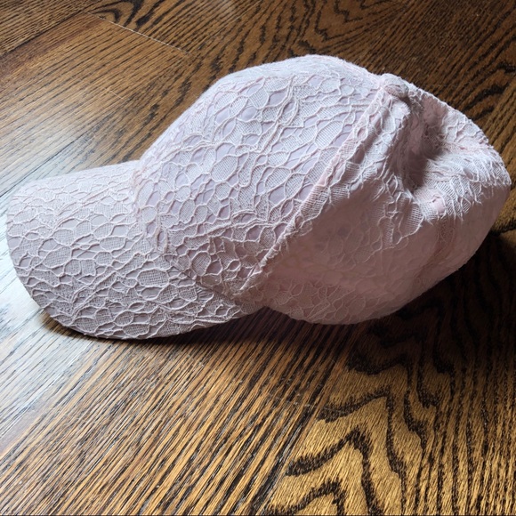 David and Young Lace Textured Baseball Hat OSFA - Picture 3 of 5